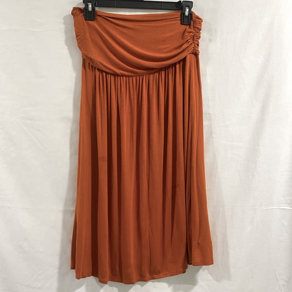 Burnt orange strapless dress